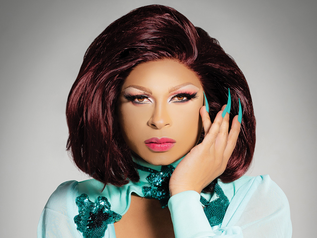 Manila von Teez, 30